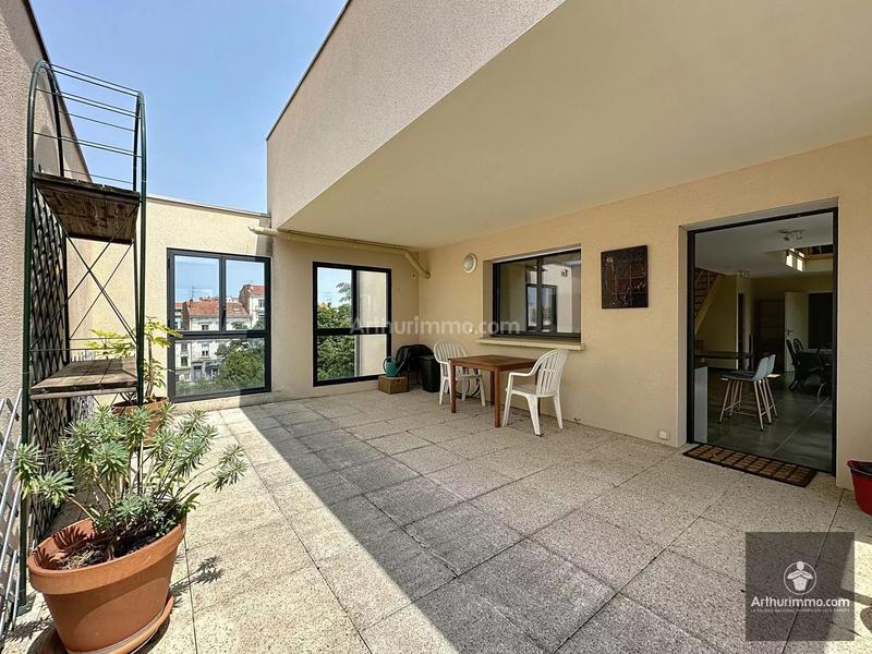 Appartement - 155 m² - 6 pièces