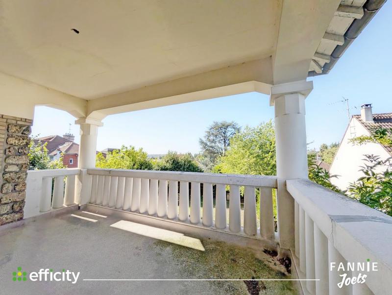 Demeure - 137 m² - 6 pièces