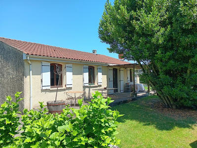 Maison - 90 m² - 4 pièces