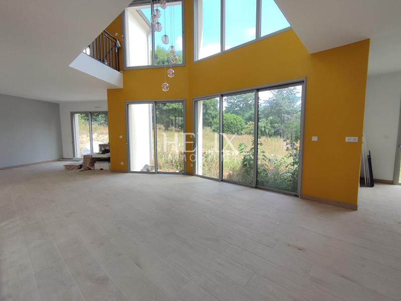 Maison - 172 m² - 6 pièces