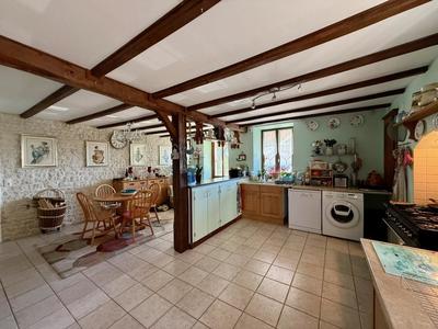 Maison en pierre - 144 m² - 7 pièces