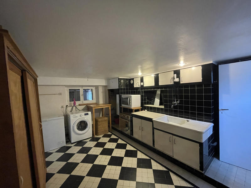 Maison - 197 m² - 7 pièces