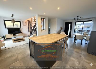 Maison - 107 m² - 5 pièces