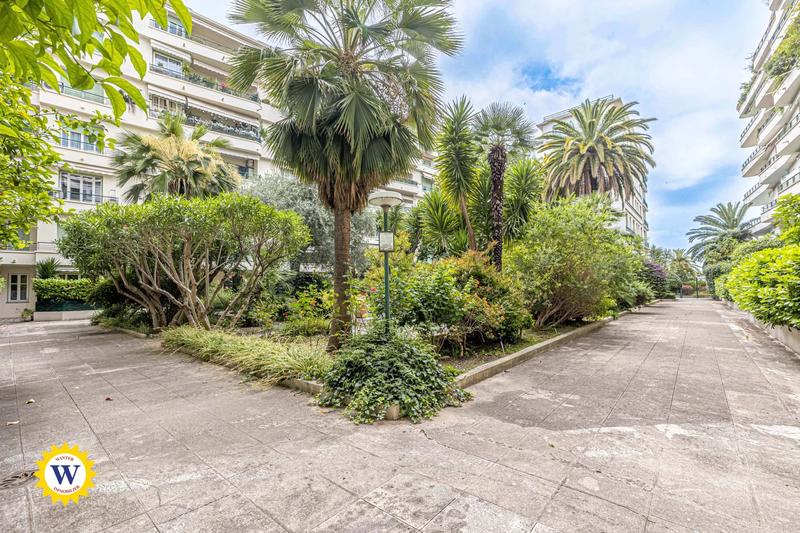 Appartement - 60 m² - 2 pièces