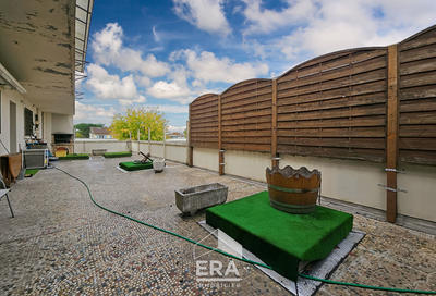 Appartement - 137 m² - 6 pièces