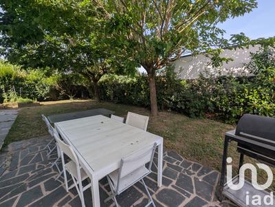 Maison - 166 m² - 6 pièces