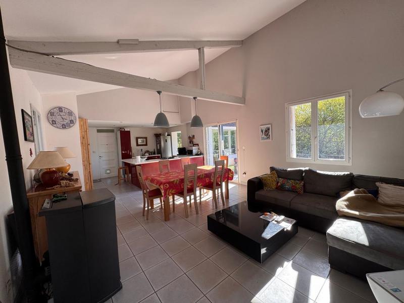 Maison - 161 m² - 6 pièces