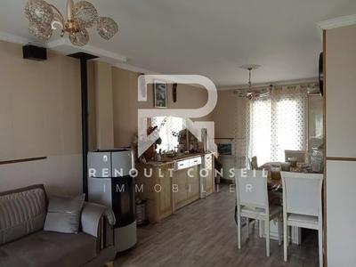 Maison - 110 m² - 6 pièces