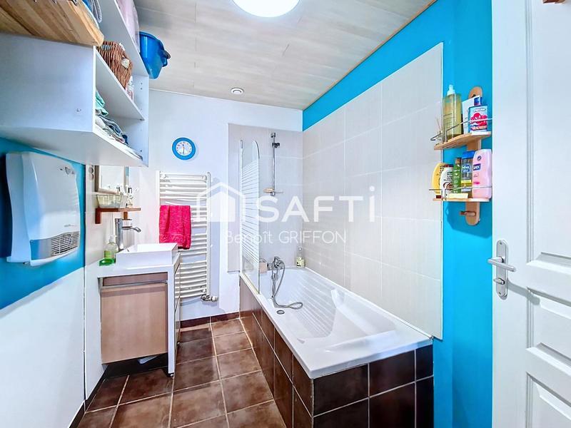 Maison - 100 m² - 5 pièces