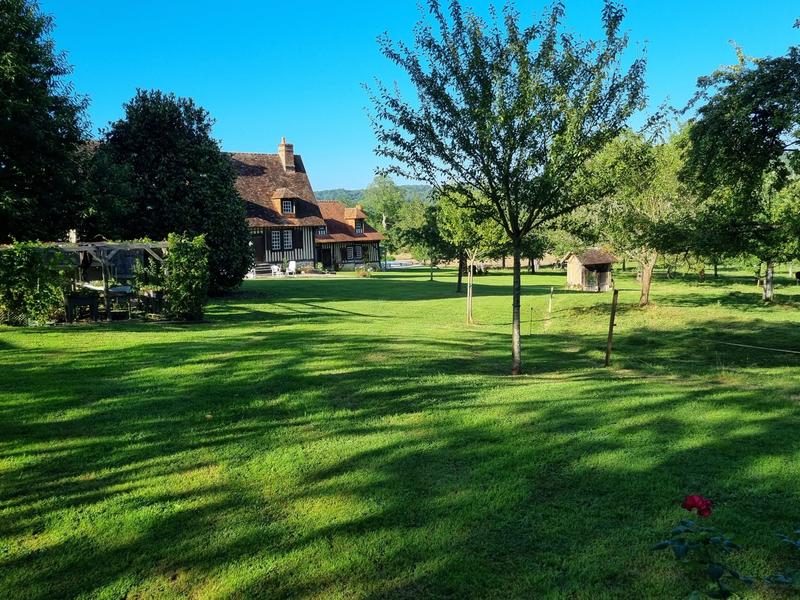 Maison ancienne - 400 m² - 13 pièces