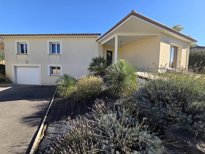 Maison - 113 m² - 6 pièces