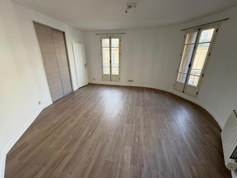 Appartement - 84 m² - 3 pièces