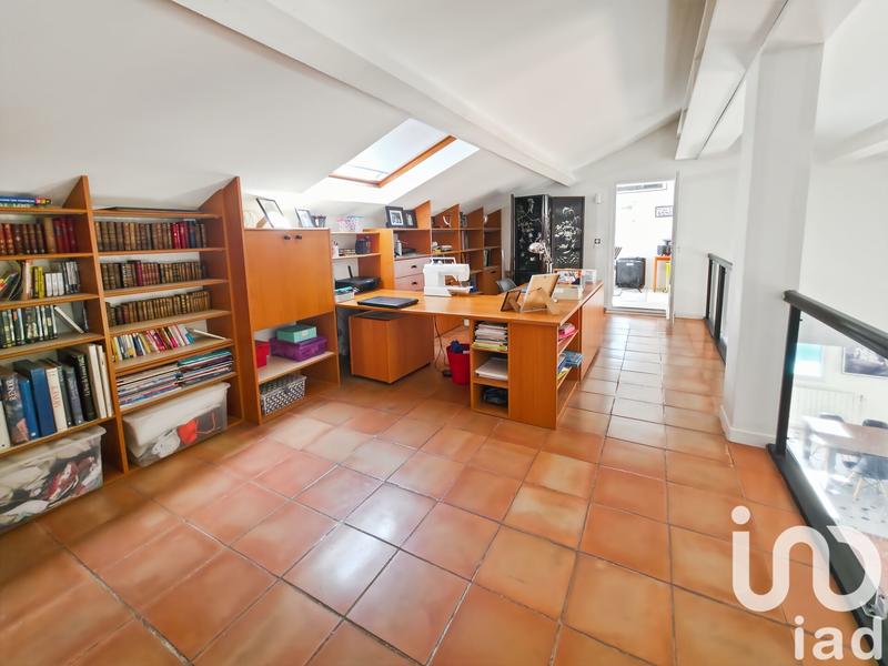 Maison - 299 m² - 9 pièces