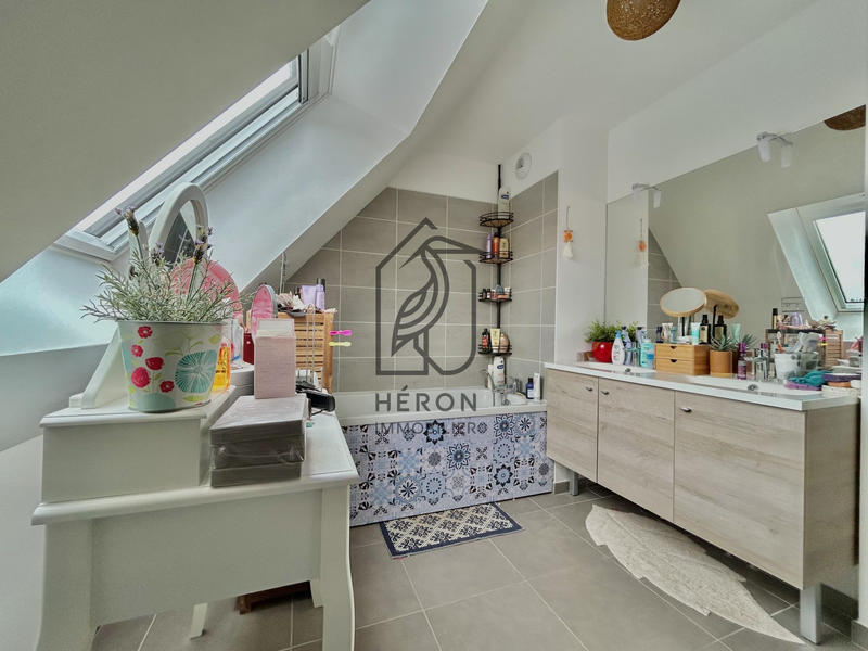 Maison - 84 m² - 4 pièces