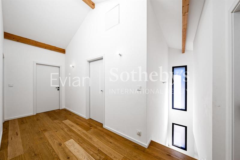 Maison - 171 m² - 6 pièces