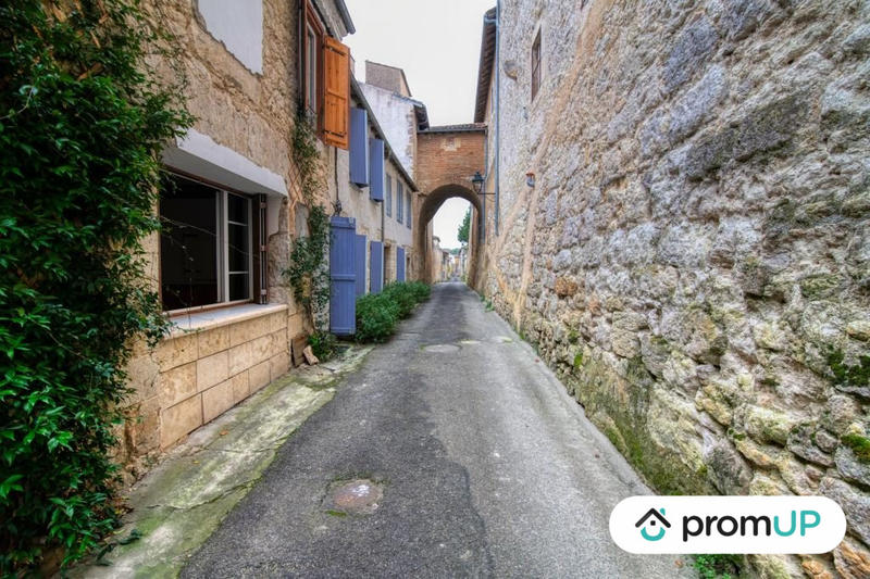 Maison - 90 m² - 3 pièces