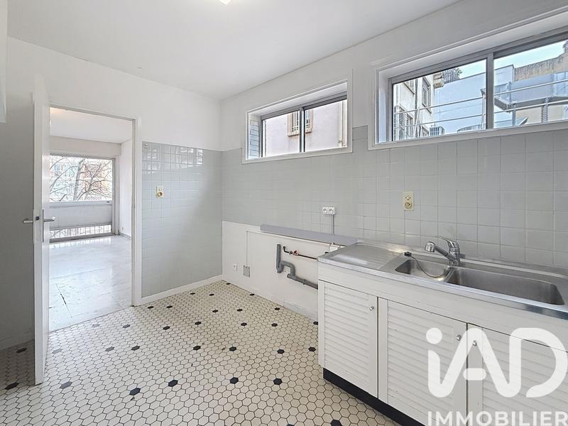 Appartement - 120 m² - 5 pièces