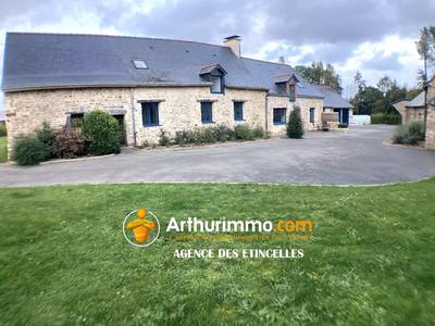 Maison - 278 m² - 8 pièces