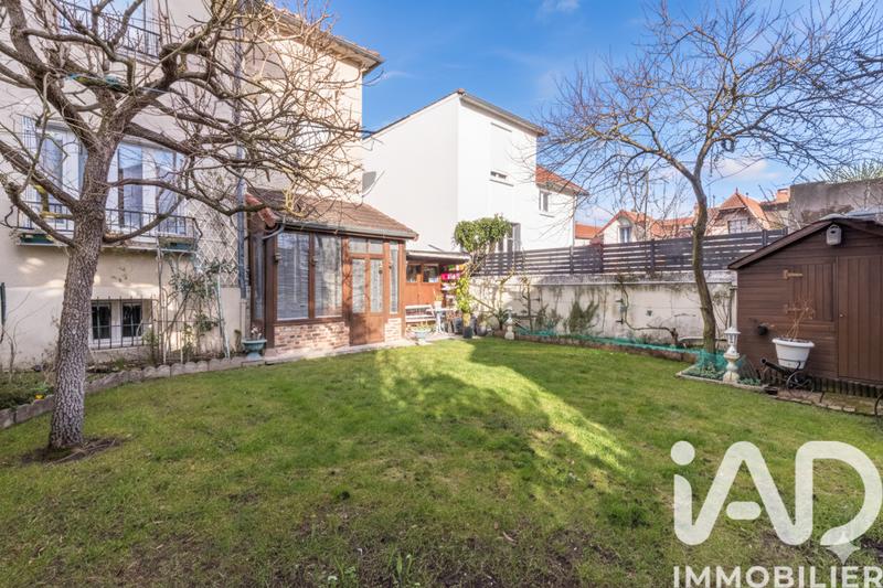 Maison - 95 m² - 5 pièces