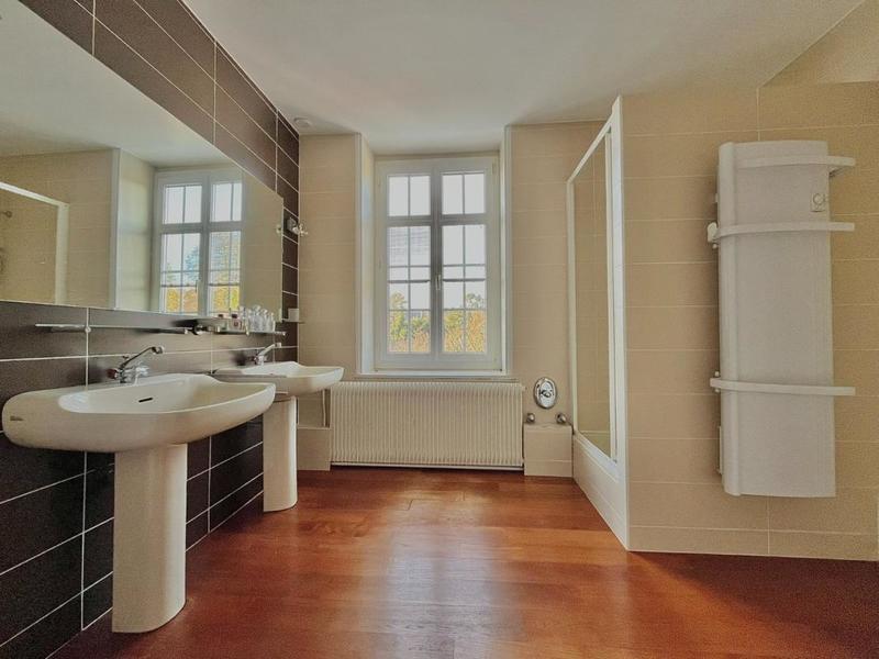 Villa - 172 m² - 6 pièces