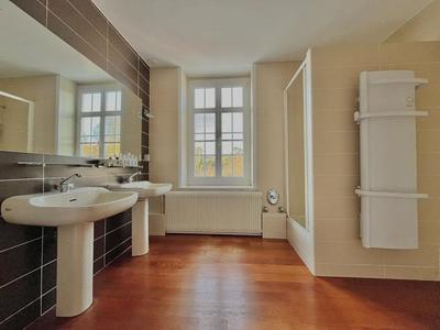 Villa - 172 m² - 6 pièces