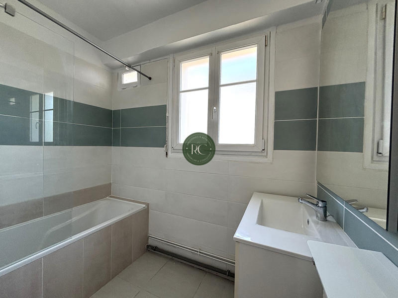 Appartement - 84 m² - 4 pièces