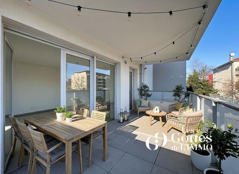 Appartement - 89 m² - 4 pièces