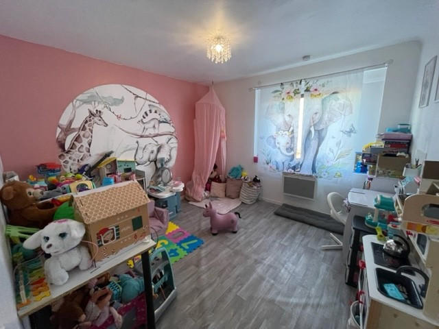 Maison - 80 m² - 5 pièces