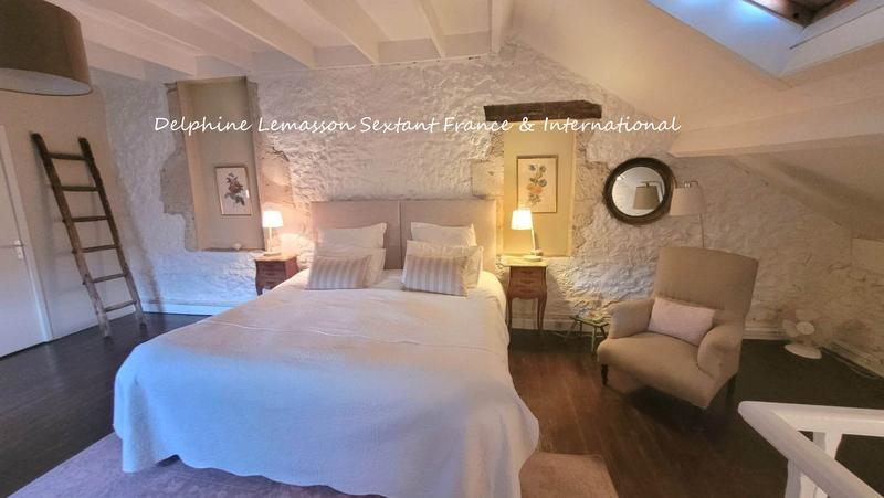 Maison de campagne - 300 m² - 11 pièces