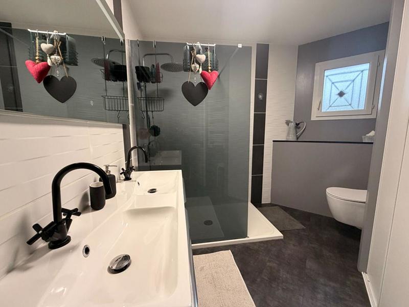 Maison - 127 m² - 7 pièces