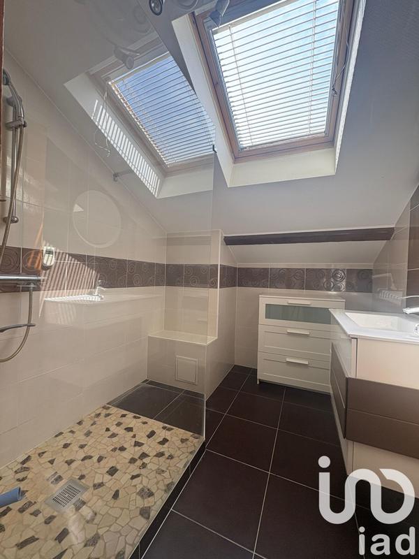 Appartement - 83 m² - 4 pièces