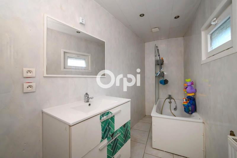 Maison - 97 m² - 5 pièces