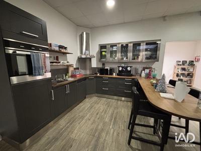 Local commercial - 566 m²