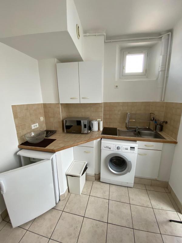 Studio - 30 m² - 1 pièce