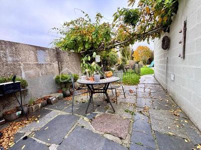 Maison de ville - 90 m² - 6 pièces