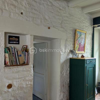 Moulin - 182 m² - 8 pièces