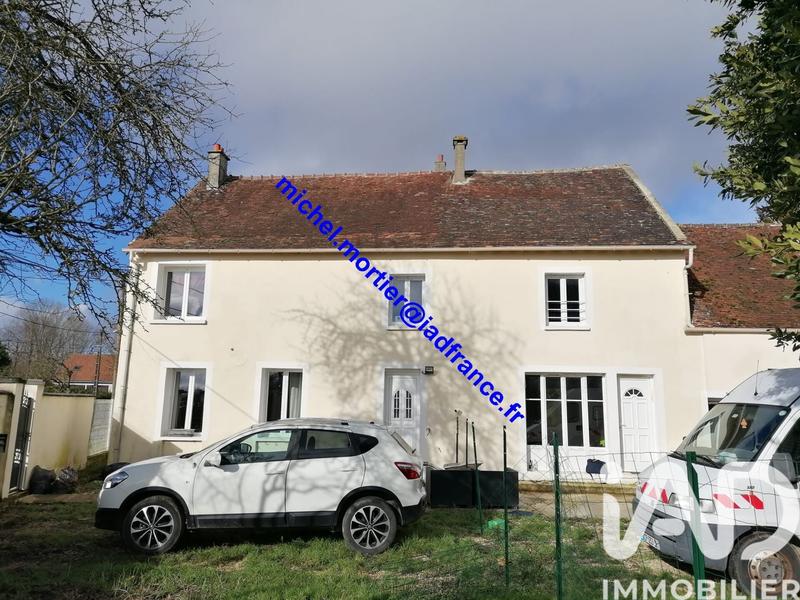 Maison - 217 m² - 9 pièces