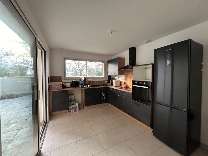 Appartement - 96 m² - 3 pièces