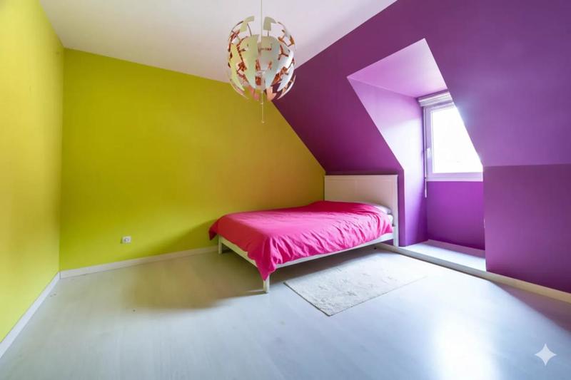 Maison - 200 m² - 8 pièces