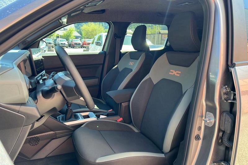 Dacia Duster Hybrid 155 Extreme Plus