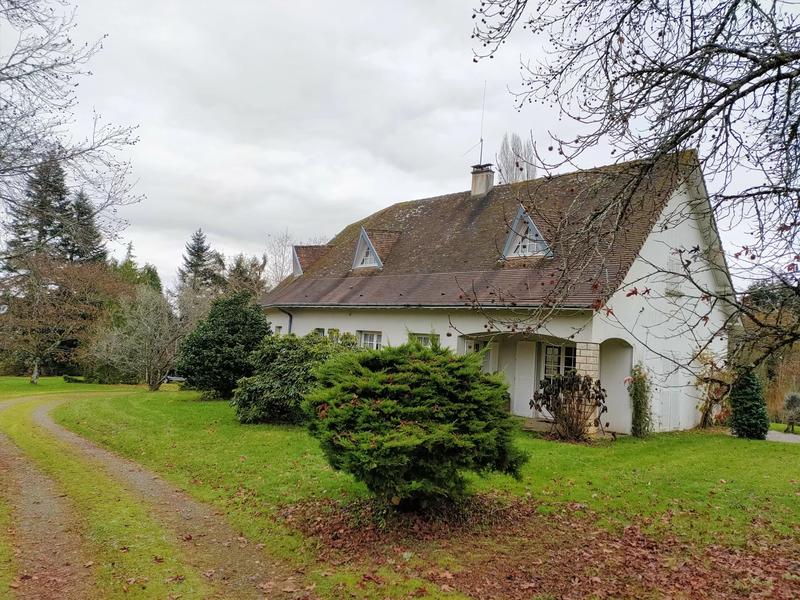 Villa - 270 m² - 5 pièces