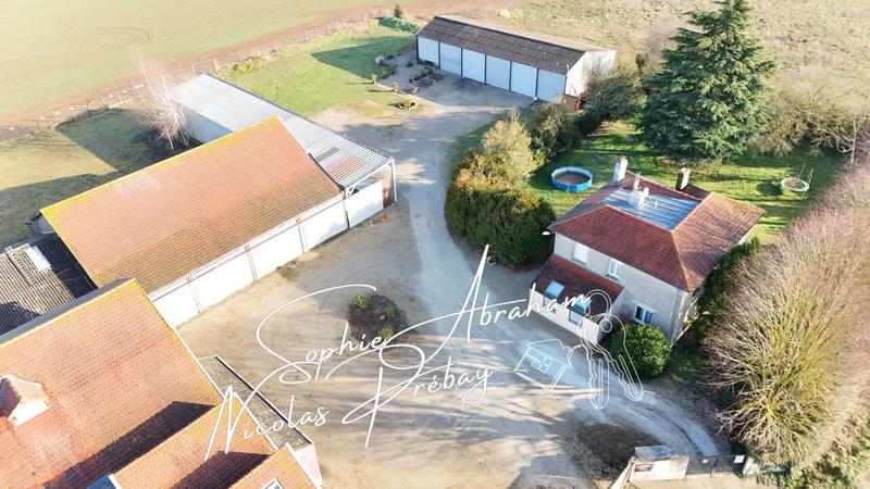 Maison - 308 m² - 10 pièces