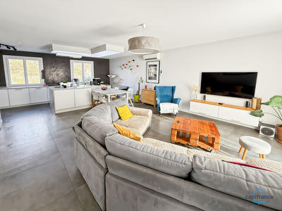 Maison - 91 m² - 4 pièces