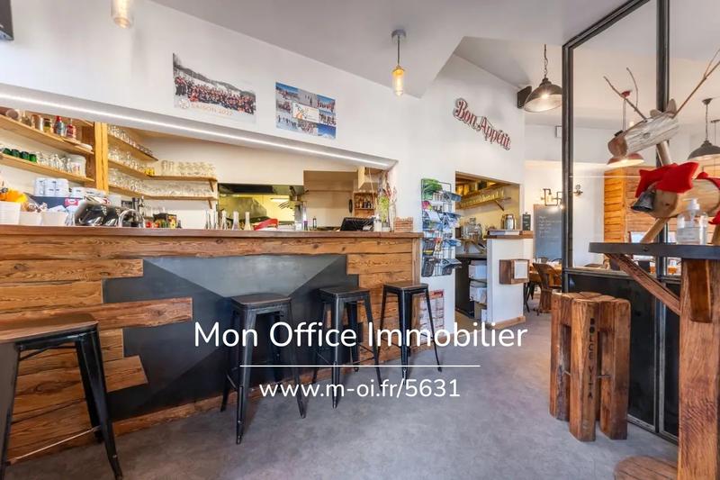 Fonds de commerce - Local commercial - 113 m²