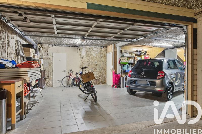 Loft - 195 m² - 5 pièces