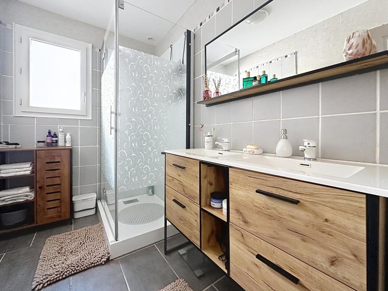 Maison - 155 m² - 7 pièces