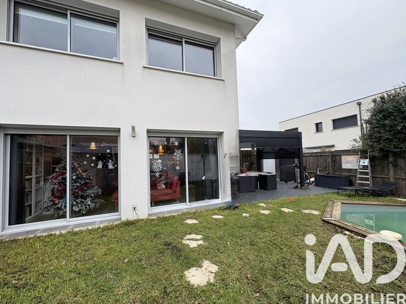 Maison - 112 m² - 5 pièces