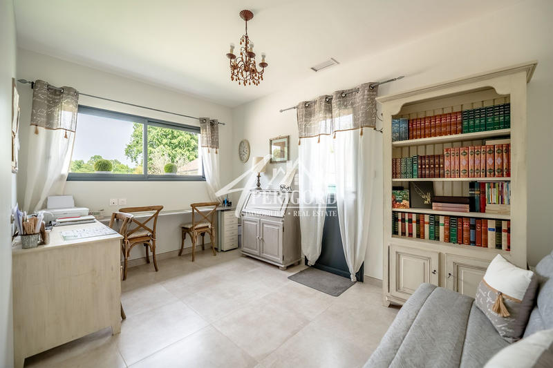 Maison contemporaine - 162 m² - 7 pièces