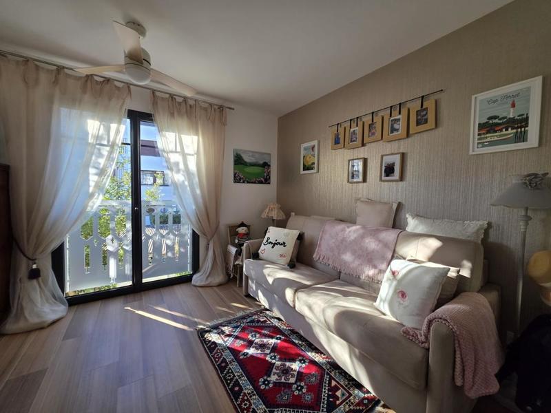 Appartement - 89 m² - 3 pièces