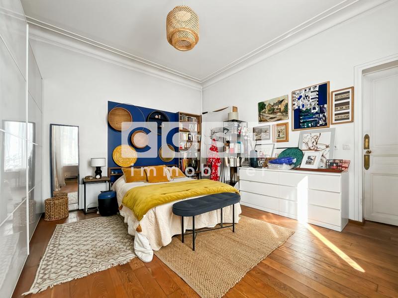 Appartement - 60 m² - 2 pièces